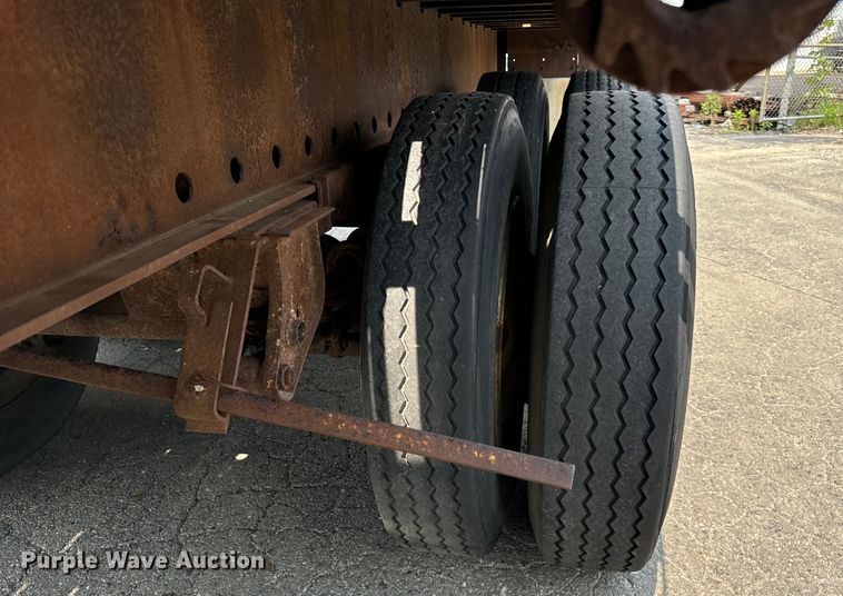 image for item DV5789 1991 Trailmobile  F71T-7UAI flatbed trailer