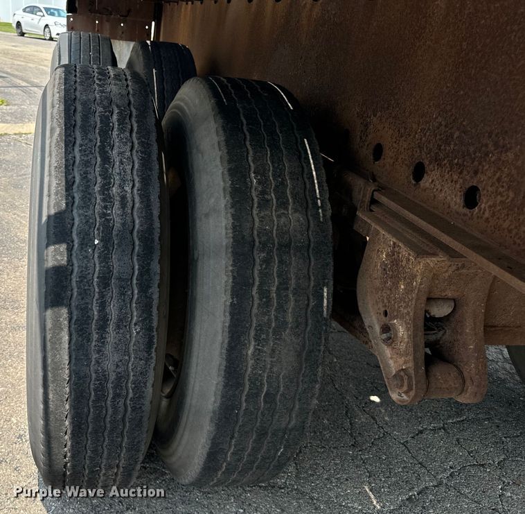 image for item DV5789 1991 Trailmobile  F71T-7UAI flatbed trailer