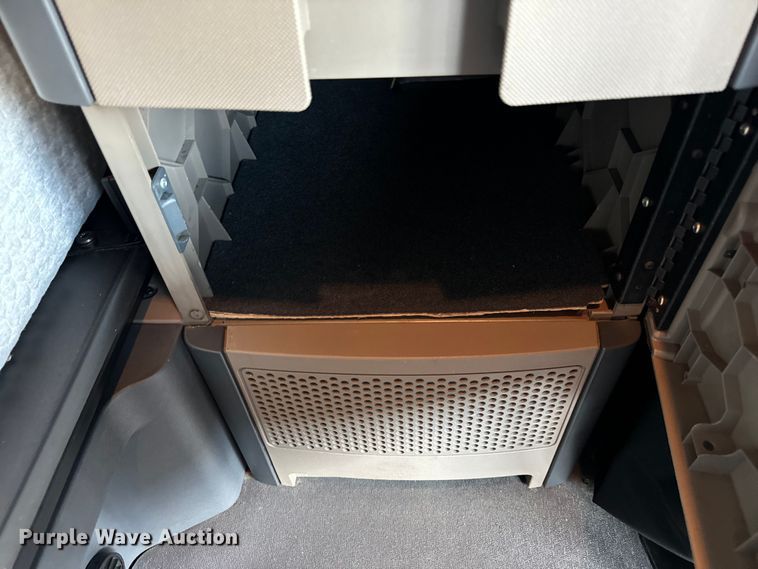 image for item DV5866 2018 Freightliner  Cascadia 113 semi truck