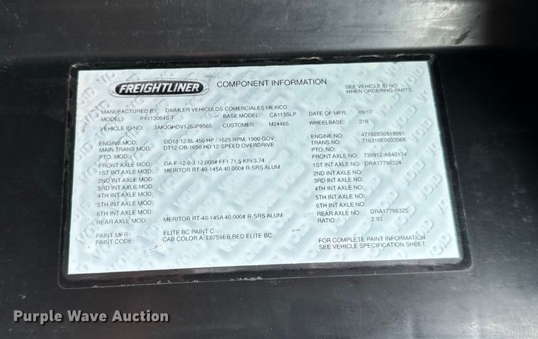 image for item DV5866 2018 Freightliner  Cascadia 113 semi truck