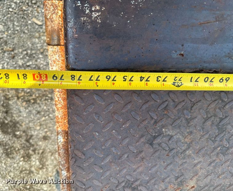 image for item DX0984 1982 Trail-Eze hydratail equipment trailer