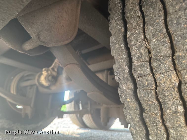 image for item DX0984 1982 Trail-Eze hydratail equipment trailer