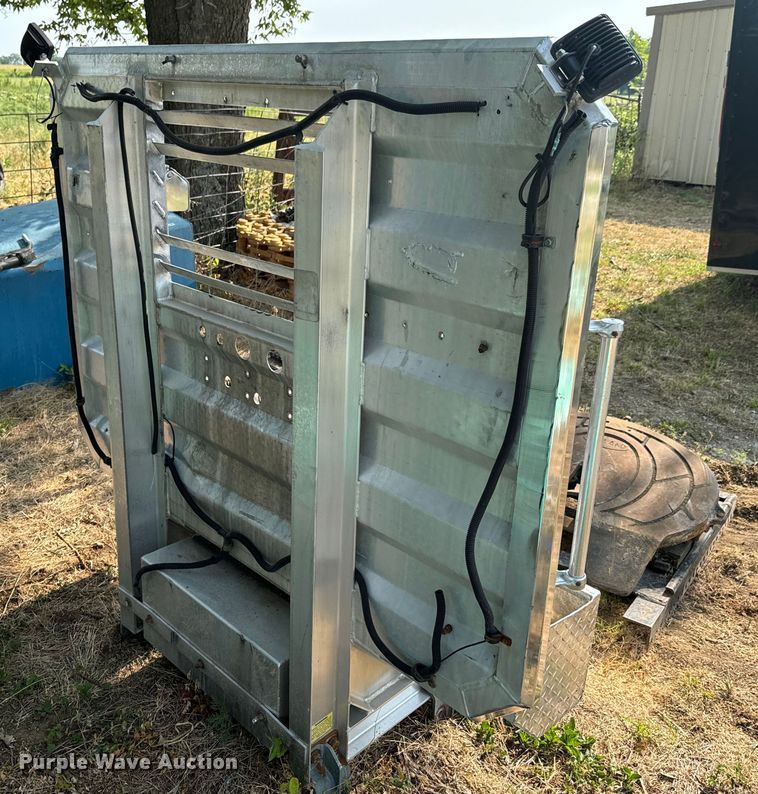 image for item DX1003 Protech headache rack 