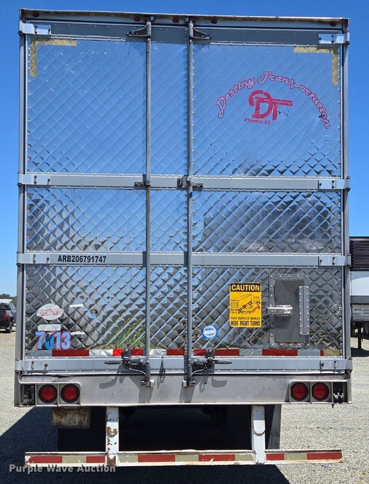 image for item DX1456 2007 Utility Trailer refrigerated van trailer