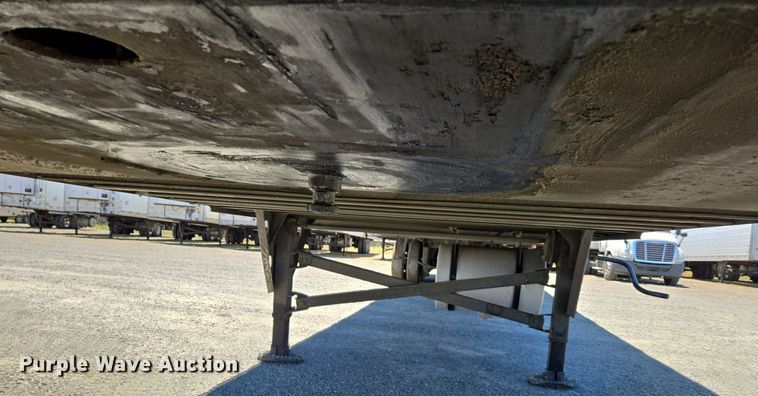 image for item DX1456 2007 Utility Trailer refrigerated van trailer