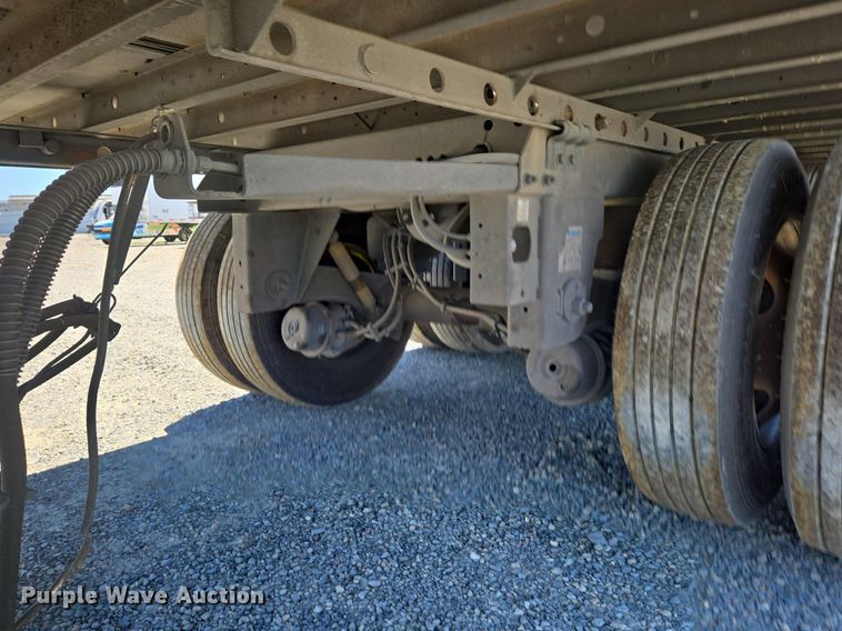 image for item DX1456 2007 Utility Trailer refrigerated van trailer