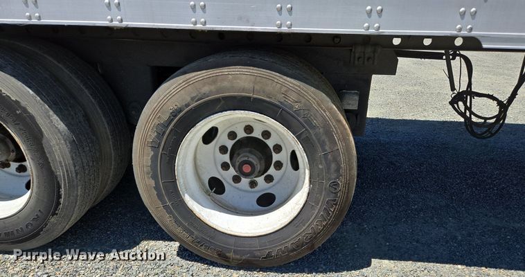 image for item DX1456 2007 Utility Trailer refrigerated van trailer