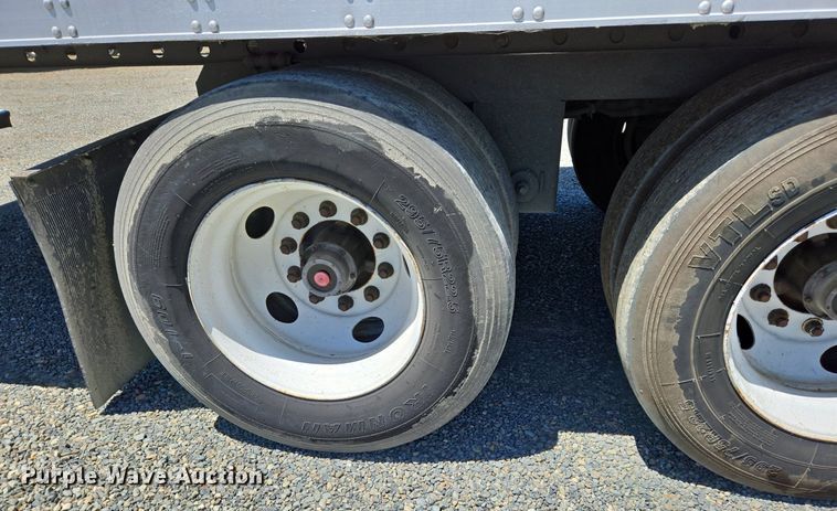 image for item DX1456 2007 Utility Trailer refrigerated van trailer