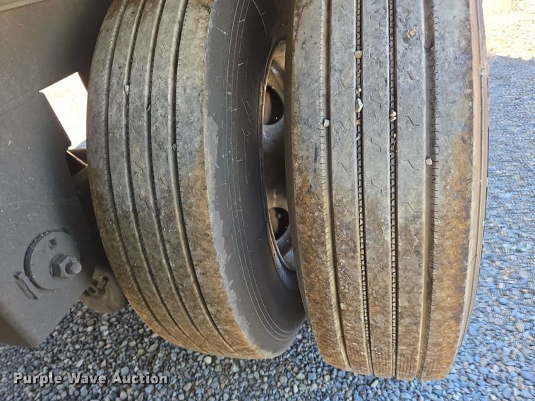 image for item DX1456 2007 Utility Trailer refrigerated van trailer