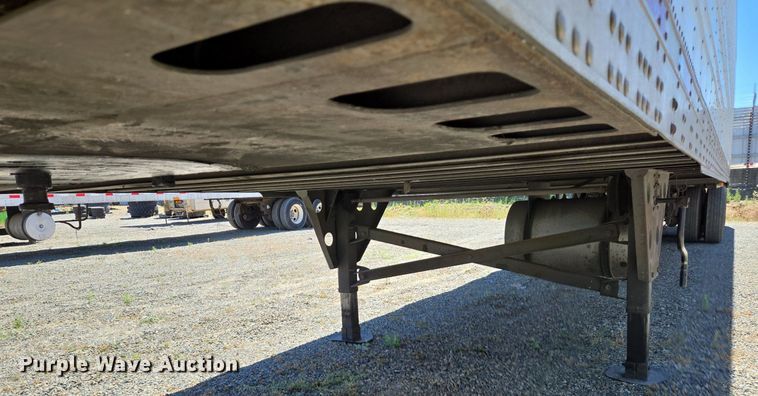 image for item DX1457 2007 Utility Trailer refrigerated van trailer