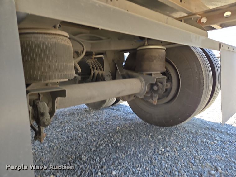 image for item DX1457 2007 Utility Trailer refrigerated van trailer