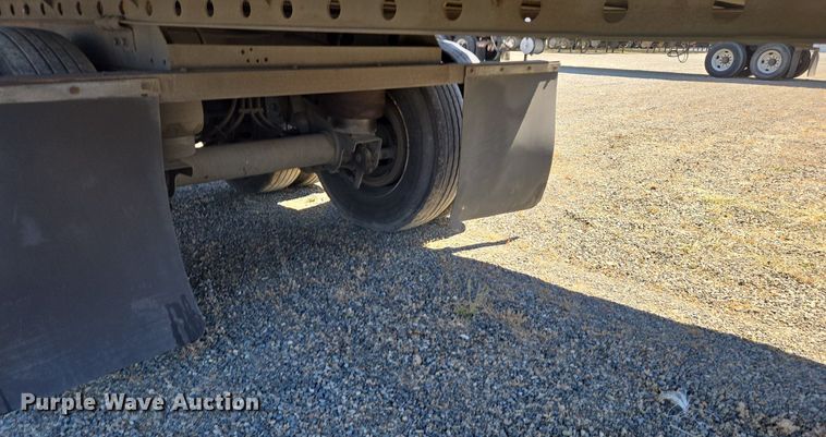 image for item DX1458 2007 Utility Trailer refrigerated van trailer