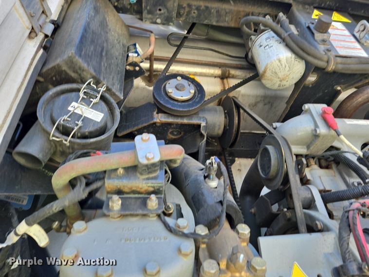 image for item DX1458 2007 Utility Trailer refrigerated van trailer