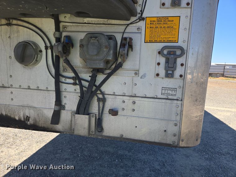 image for item DX1458 2007 Utility Trailer refrigerated van trailer