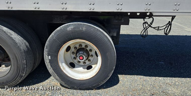 image for item DX1458 2007 Utility Trailer refrigerated van trailer