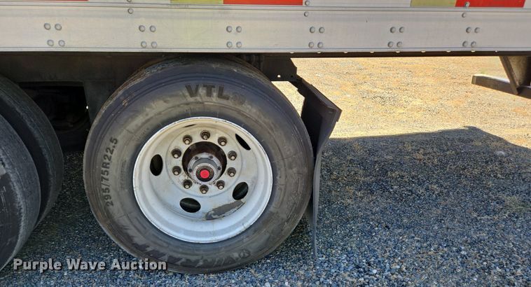 image for item DX1459 2007 Utility Trailer refrigerated van trailer