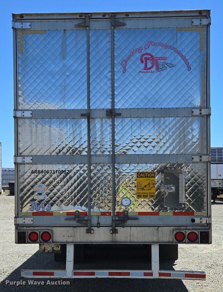 image for item DX1460 2007 Utility Trailer refrigerated van trailer
