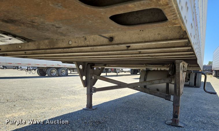 image for item DX1460 2007 Utility Trailer refrigerated van trailer