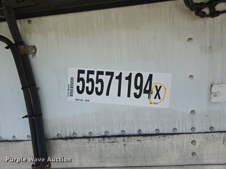 image for item DX1460 2007 Utility Trailer refrigerated van trailer