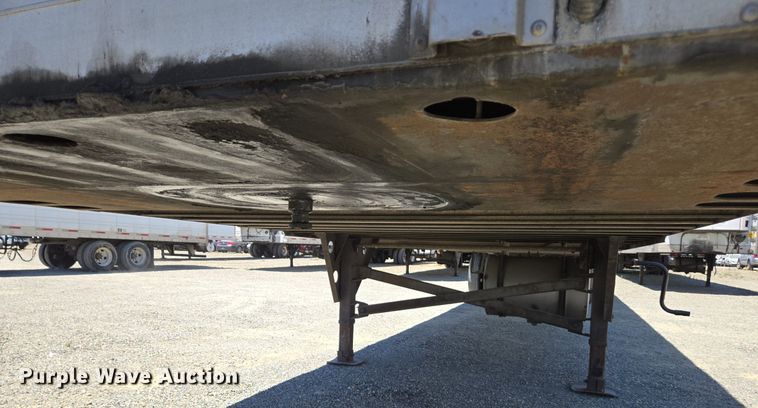 image for item DX1460 2007 Utility Trailer refrigerated van trailer