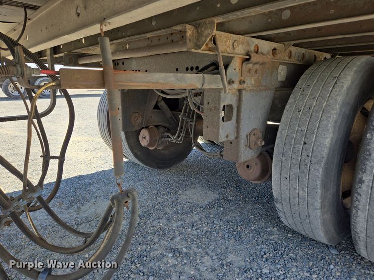 image for item DX1460 2007 Utility Trailer refrigerated van trailer