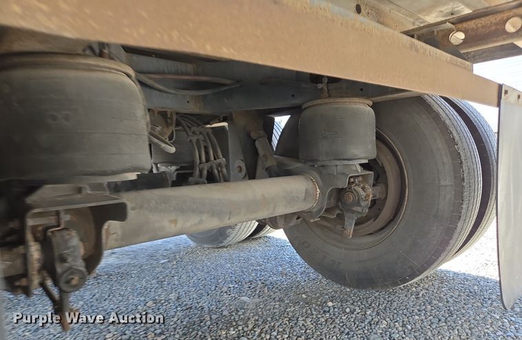 image for item DX1460 2007 Utility Trailer refrigerated van trailer