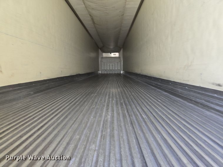 image for item DX1460 2007 Utility Trailer refrigerated van trailer