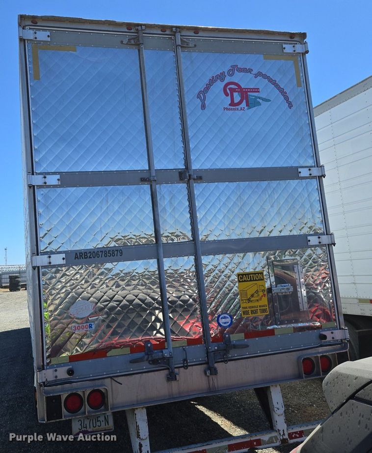 image for item DX1461 2007 Utility Trailer refrigerated van trailer