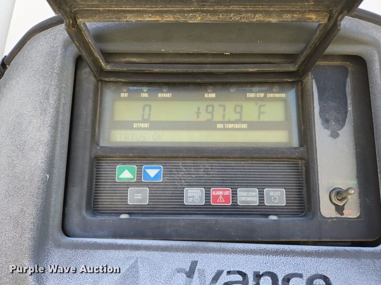 image for item DX1461 2007 Utility Trailer refrigerated van trailer