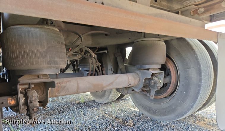 image for item DX1461 2007 Utility Trailer refrigerated van trailer