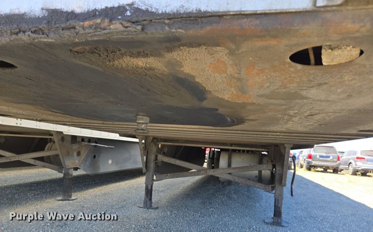 image for item DX1461 2007 Utility Trailer refrigerated van trailer