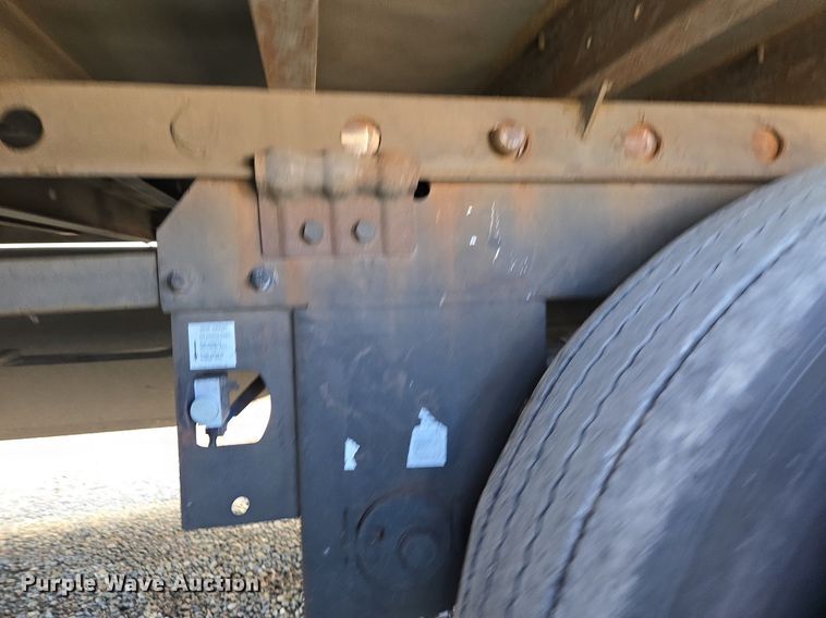 image for item DX1461 2007 Utility Trailer refrigerated van trailer