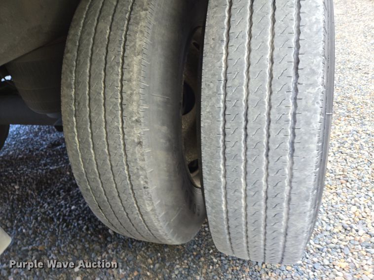 image for item DX1461 2007 Utility Trailer refrigerated van trailer