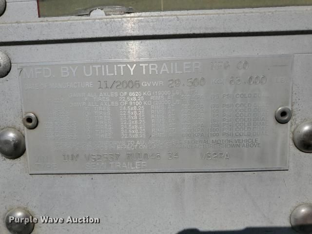 image for item DX1462 2007 Utility Trailer refrigerated van trailer