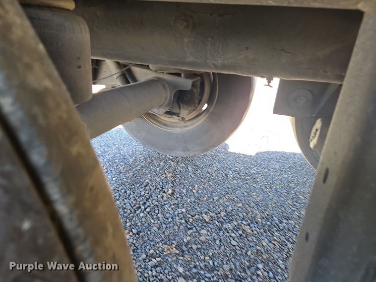 image for item DX1463 2007 Utility Trailer refrigerated van trailer