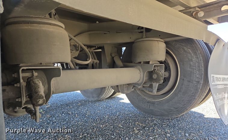 image for item DX1463 2007 Utility Trailer refrigerated van trailer