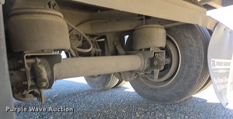 image for item DX1463 2007 Utility Trailer refrigerated van trailer