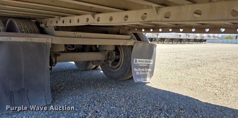 image for item DX1463 2007 Utility Trailer refrigerated van trailer