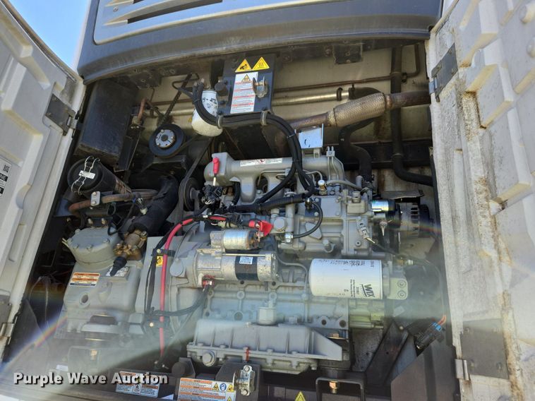 image for item DX1463 2007 Utility Trailer refrigerated van trailer