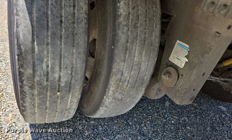 image for item DX1463 2007 Utility Trailer refrigerated van trailer