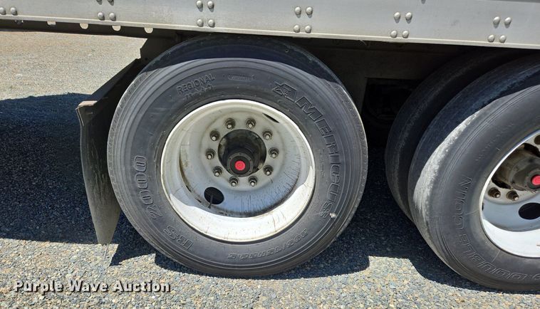 image for item DX1463 2007 Utility Trailer refrigerated van trailer