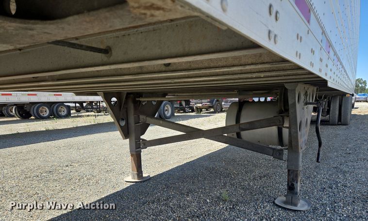 image for item DX1464 2007 Utility Trailer refrigerated van trailer 