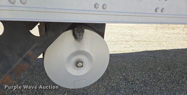 image for item DX1464 2007 Utility Trailer refrigerated van trailer 