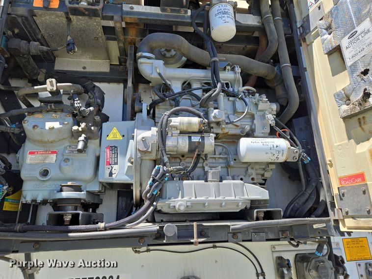 image for item DX1464 2007 Utility Trailer refrigerated van trailer 