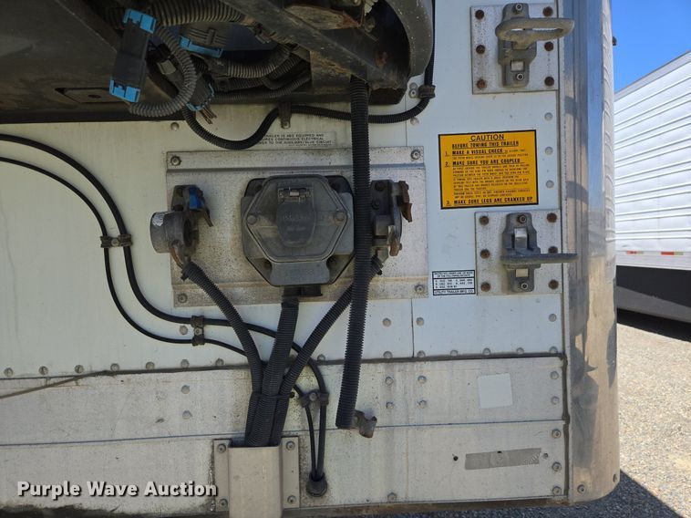 image for item DX1464 2007 Utility Trailer refrigerated van trailer 