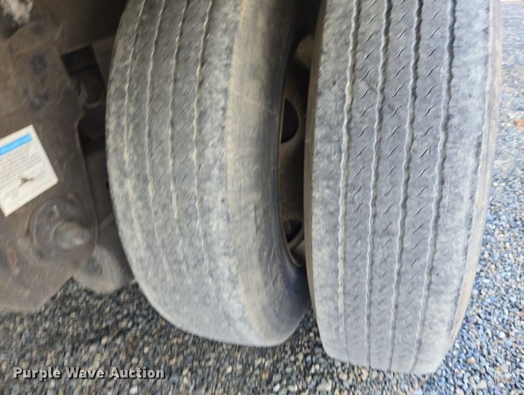 image for item DX1464 2007 Utility Trailer refrigerated van trailer 