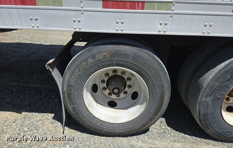 image for item DX1464 2007 Utility Trailer refrigerated van trailer 