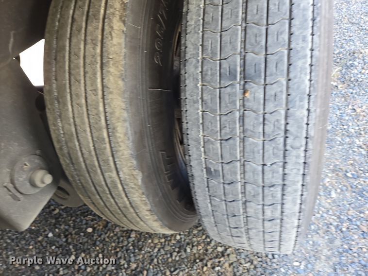 image for item DX1464 2007 Utility Trailer refrigerated van trailer 