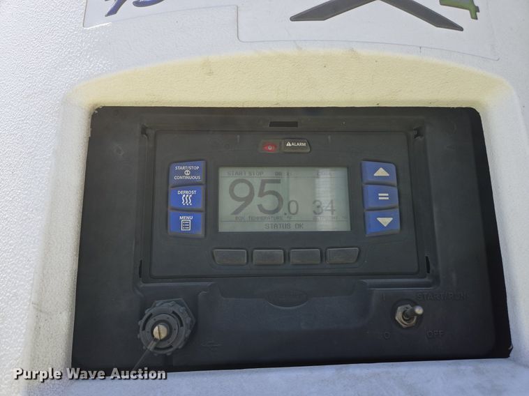 image for item DX1465 2007 Utility Trailer refrigerated van trailer