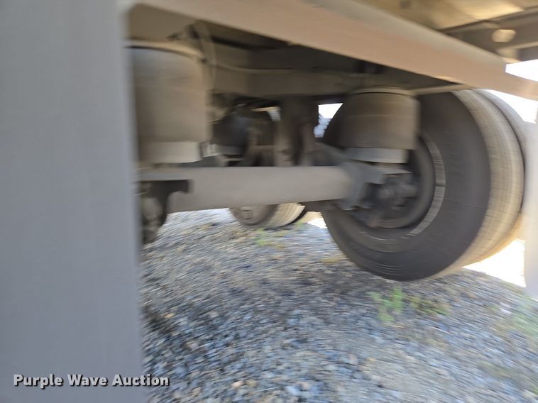 image for item DX1465 2007 Utility Trailer refrigerated van trailer